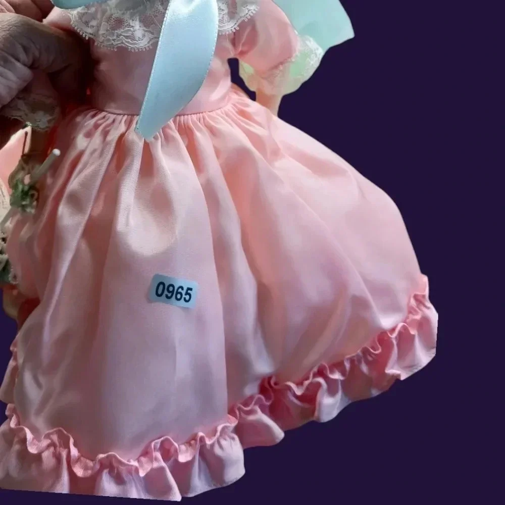 Madame Alexander vintage Lucinda doll 1971